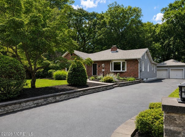 655 Laurel Avenue, Holmdel, NJ 07733