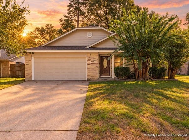 104 Forest Creek Drive, Lufkin, TX 75901