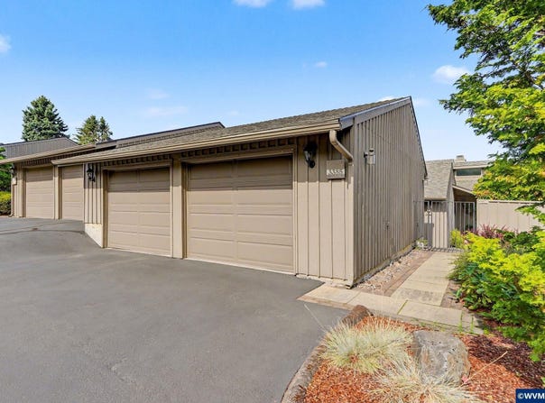 3385 Augusta National Dr S, Salem, OR 97302