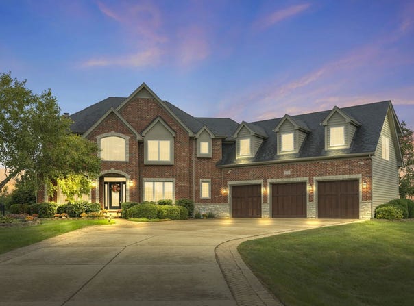 5085 Half Round Road, Oswego, IL 60543