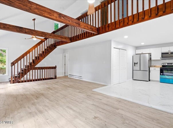 5231 Woodbridge Drive E, Bushkill, PA 18324