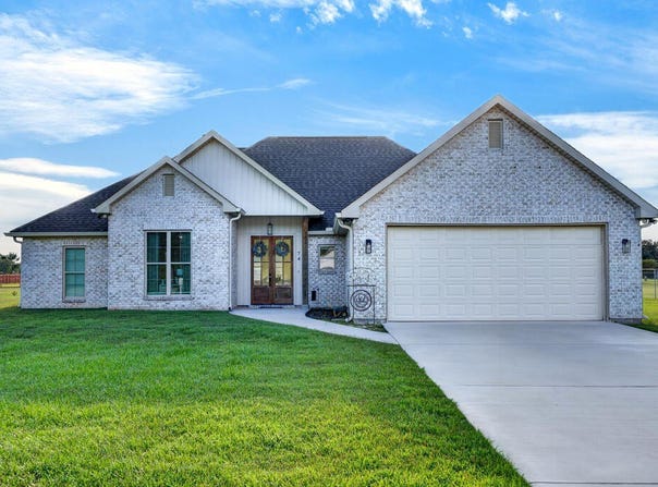 74 Mojave Lane, Picayune, MS 39466