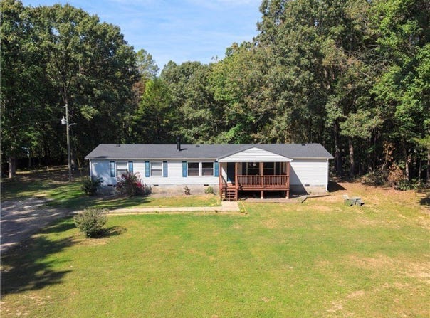 24110 Genito Rd, Amelia Courthouse, VA 23002