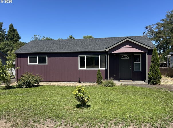 123 W 2ND St, Lowell, OR 97452