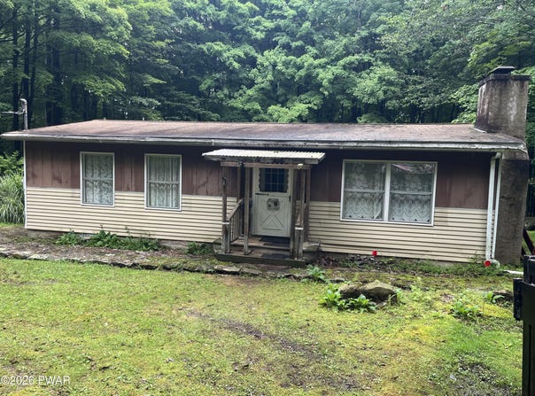 54 Tiffany Road, Hawley, PA 18428