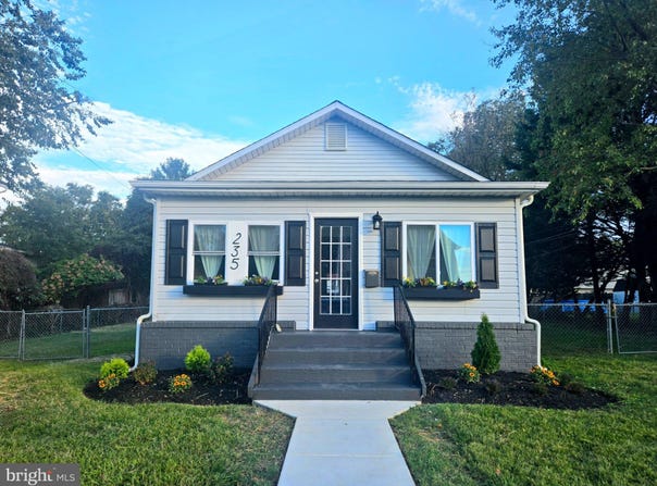 235 CARVEL Road, PASADENA, MD 21122