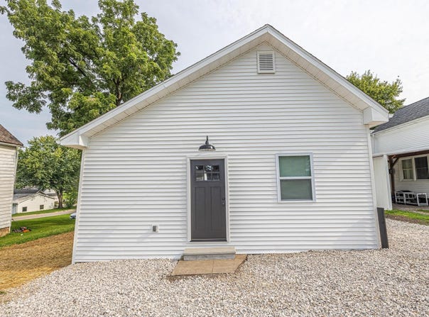 704 E Ninth Street, Huntingburg, IN 47542