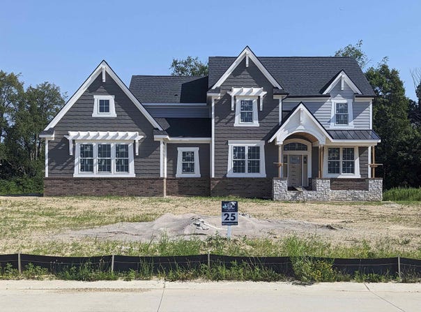 64111 Bur Oak Drive, Washington, MI 48095