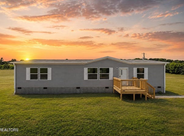 279 Thompson Rd, Madisonville, TN 37354