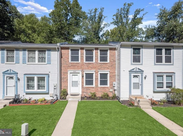 8312 MARY LEE LN, LAUREL, MD 20723