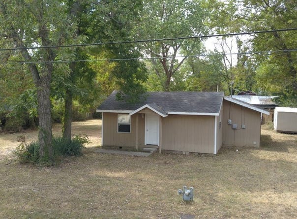 914 S D Street, Rogers, AR 72756
