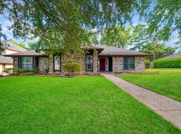 4030 Shannon Drive, Paris, TX 75462