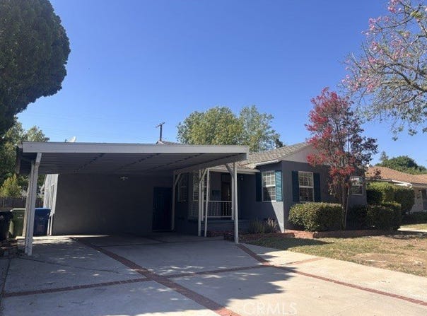 8917 Rathburn Avenue, Northridge, CA 91325