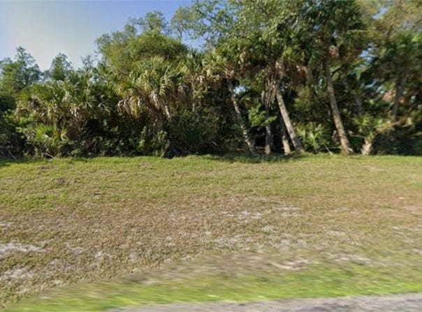 16197 Hillsborough Boulevard, Port Charlotte, FL 33954