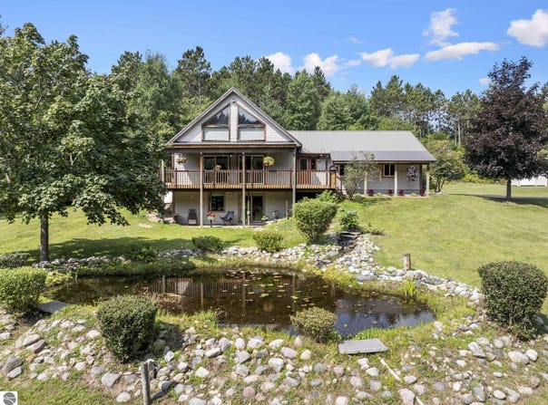 5312 SAMELS ROAD, WILLIAMSBURG, MI 49690
