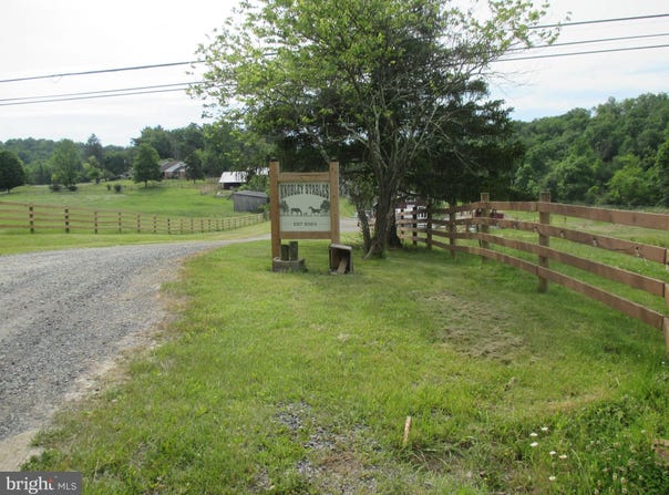 176 PINEDORO Lane, KEYSER, WV 26726