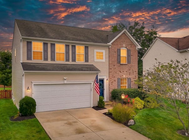 1416 Galway Bend N, Pataskala, OH 43062