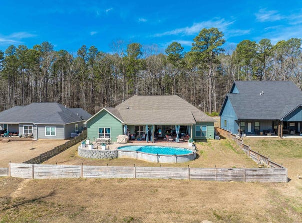 664 Hiram, Bauxite, AR 72011-0000