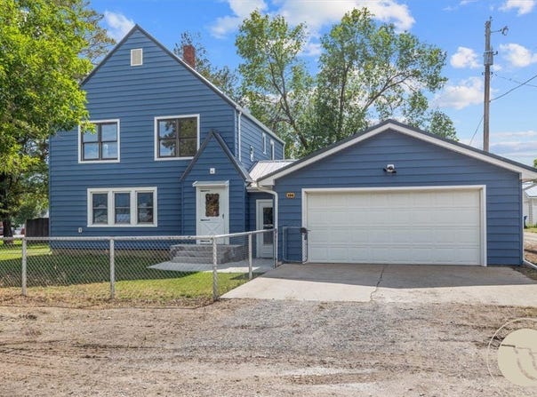 106 W Carbon Ave, Bridger, MT 59014