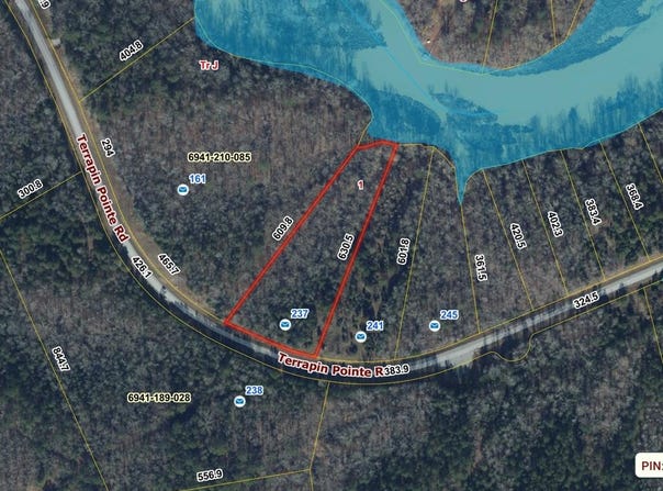 237 Terrapin Pointe Rd, Greenwood, SC 29649