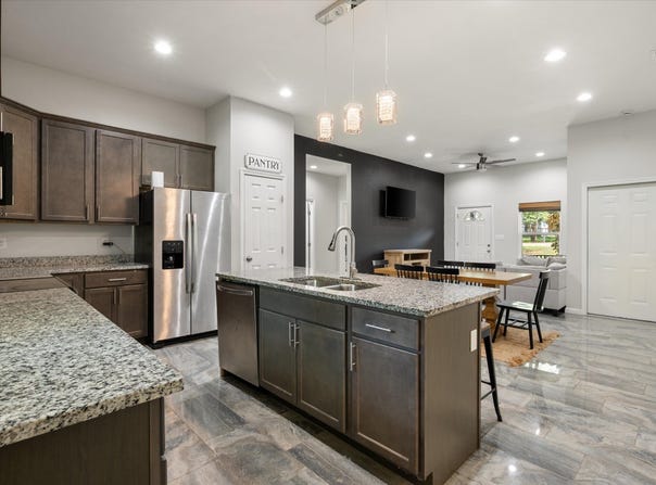 219 County Road 1260, Fairfield, TX 75840