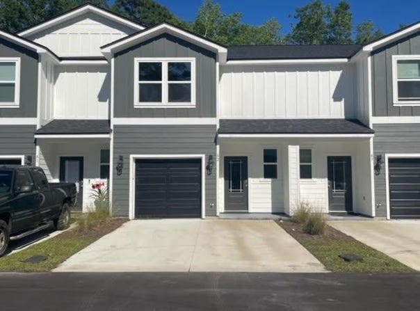 270 The Prado, Apalachicola, FL 32320