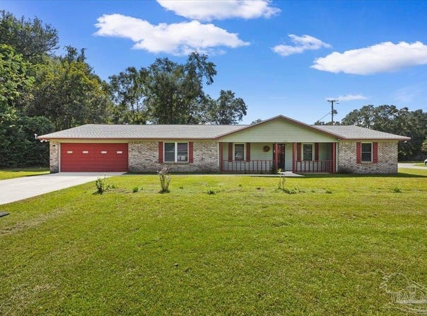 3379 Pigeon Forge Dr, Pace, FL 32571