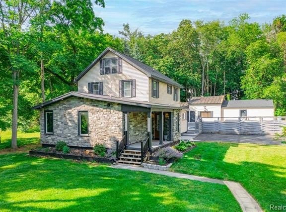 4860 Bluebush Road, Monroe, MI 48162