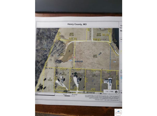 SW 413 Private Road, Clinton, MO 64735