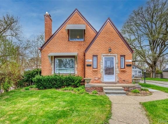 3409 Devon Road, Royal Oak, MI 48073