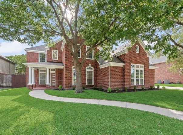 404 Parkside Court, Murphy, TX 75094