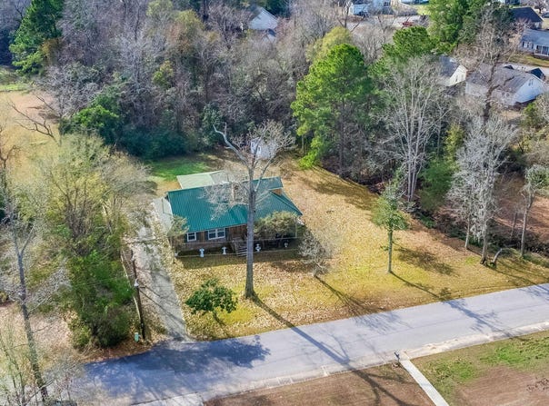 417 Dennis Avenue, Moncks Corner, SC 29461
