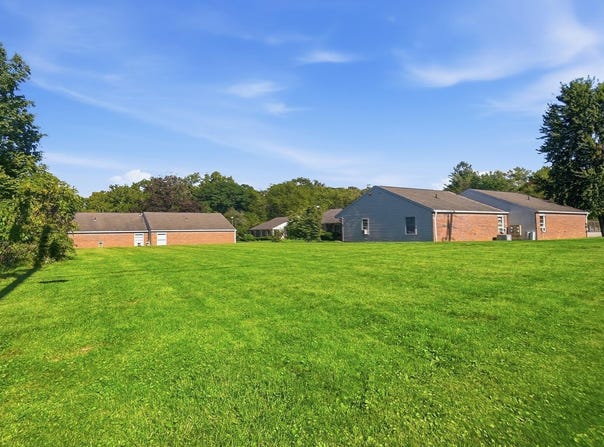 Rainbow Avenue, Sunbury, OH 43074