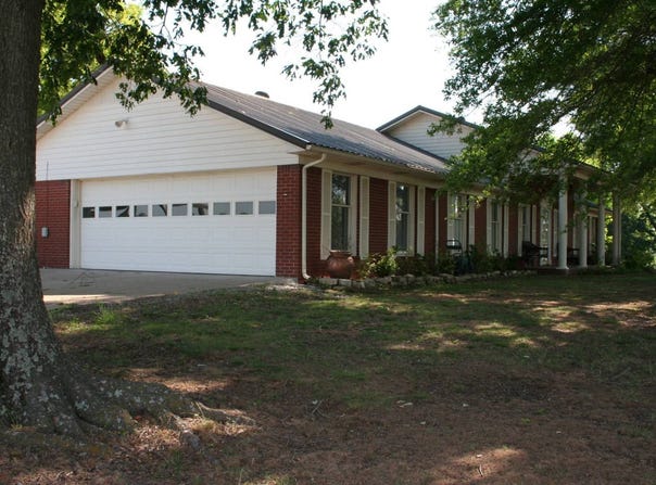 100 W Penn, Portia, AR 72433