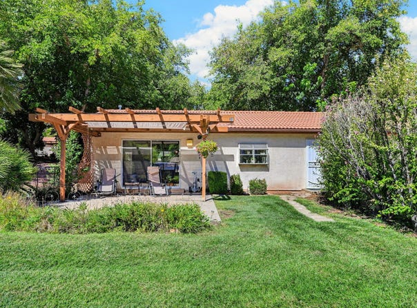 320 N Sunflower Dr, St George, UT 84790