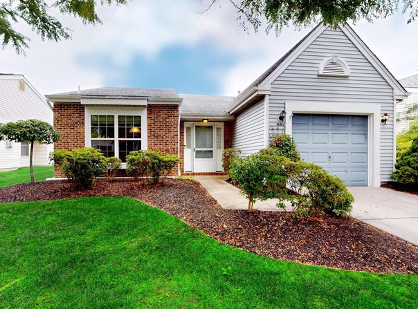 631 CASCADE Drive S, MOUNT LAUREL, NJ 08054