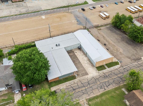 1102 Bowie, Texarkana, TX 75501