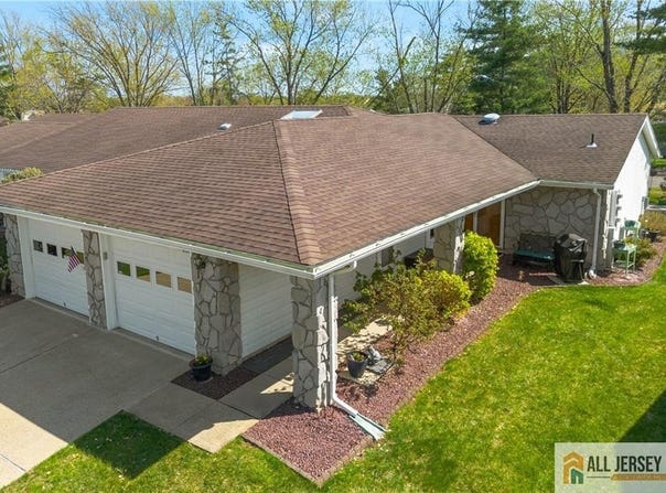 480 Fairton Drive, Monroe, NJ 08831