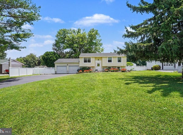 86 TULIP Drive, CONOWINGO, MD 21918