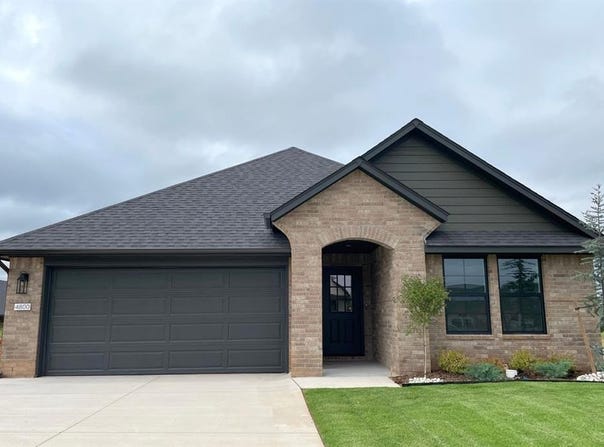 4800 Desert Willow Lane, Edmond, OK 73034