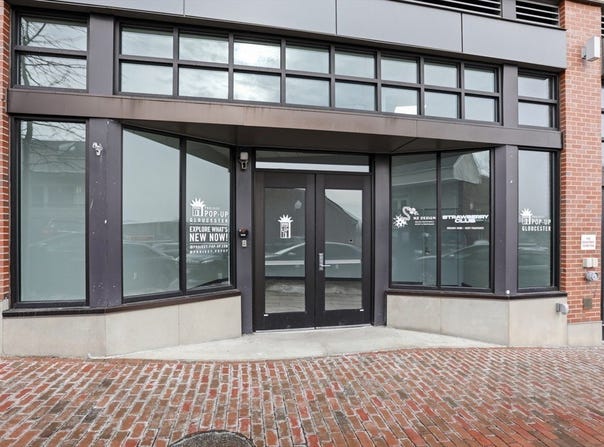 206 Main St, Gloucester, MA 01930