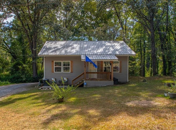 6313 Beech St, Bauxite, AR 72011