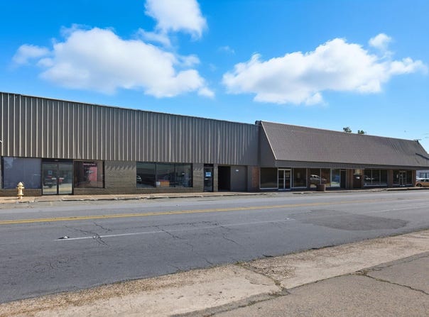 1613 S Main Street, Pine Bluff, AR 71601