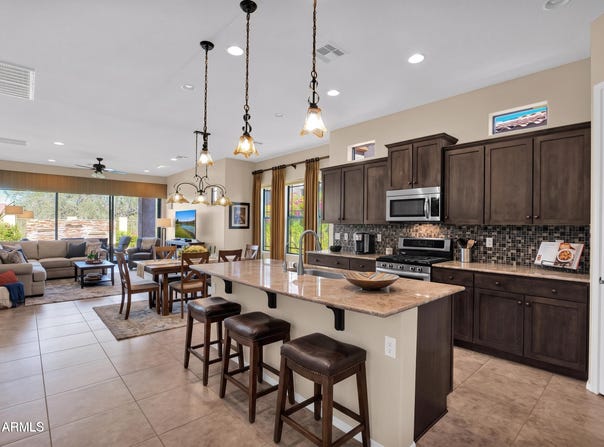 1848 N RED Cliff, Mesa, AZ 85207