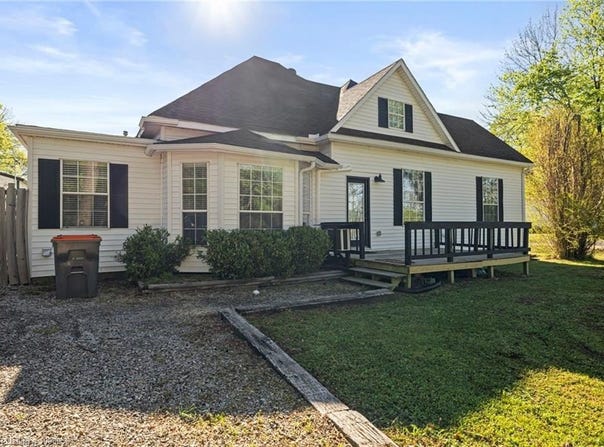 304 Choctaw ST, Hackett, AR 72937