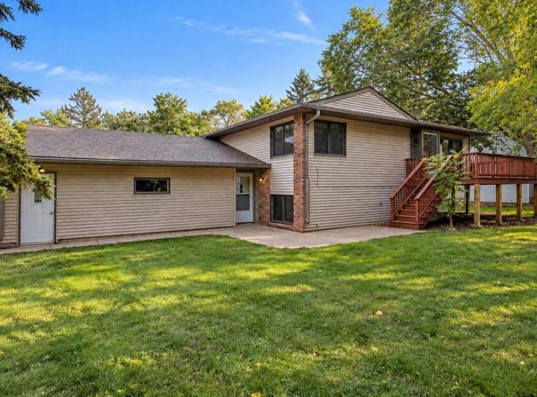 265 Candlestick Circle, Annandale, MN 55302