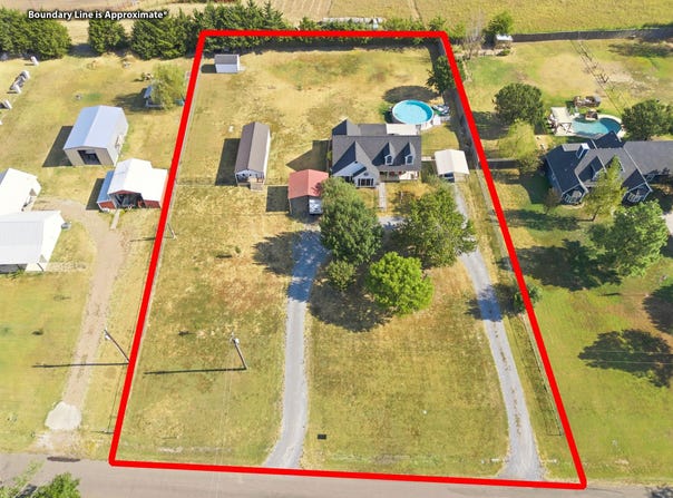 355 County Road 4225, Bonham, TX 75418