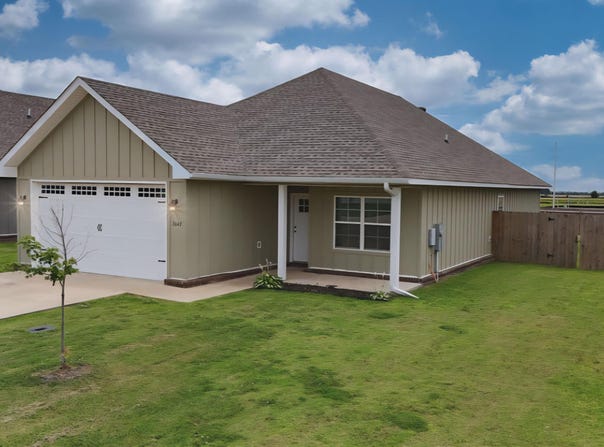 3647 Red Maple Way, Jonesboro, AR 72404