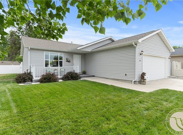 106 E 6th Street, Laurel, MT 59044