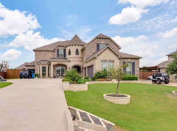 116 Thoroughbred Drive, Hickory Creek, TX 75065